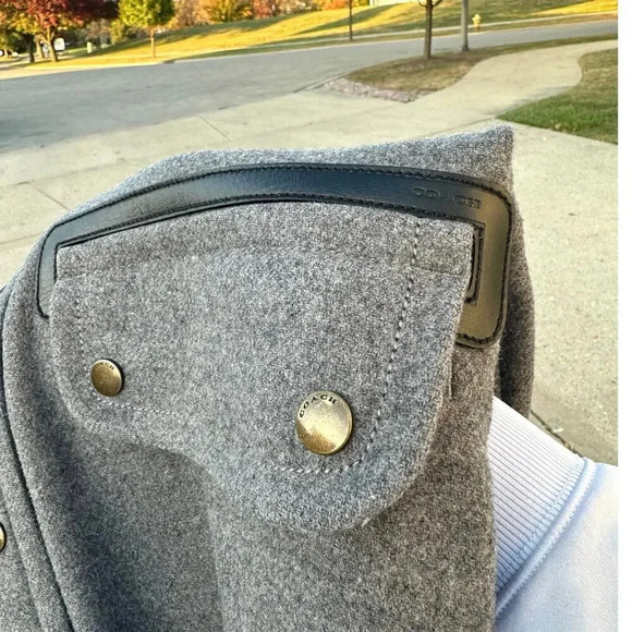 Coach Women’s Granite Gray Wool Coat Jacket With Hoodie And Leather Trims Size M - Picture 13 of 17